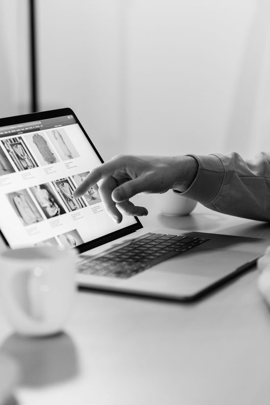 Tips for Creating Profitable Digital Downloads That Sell Fast
